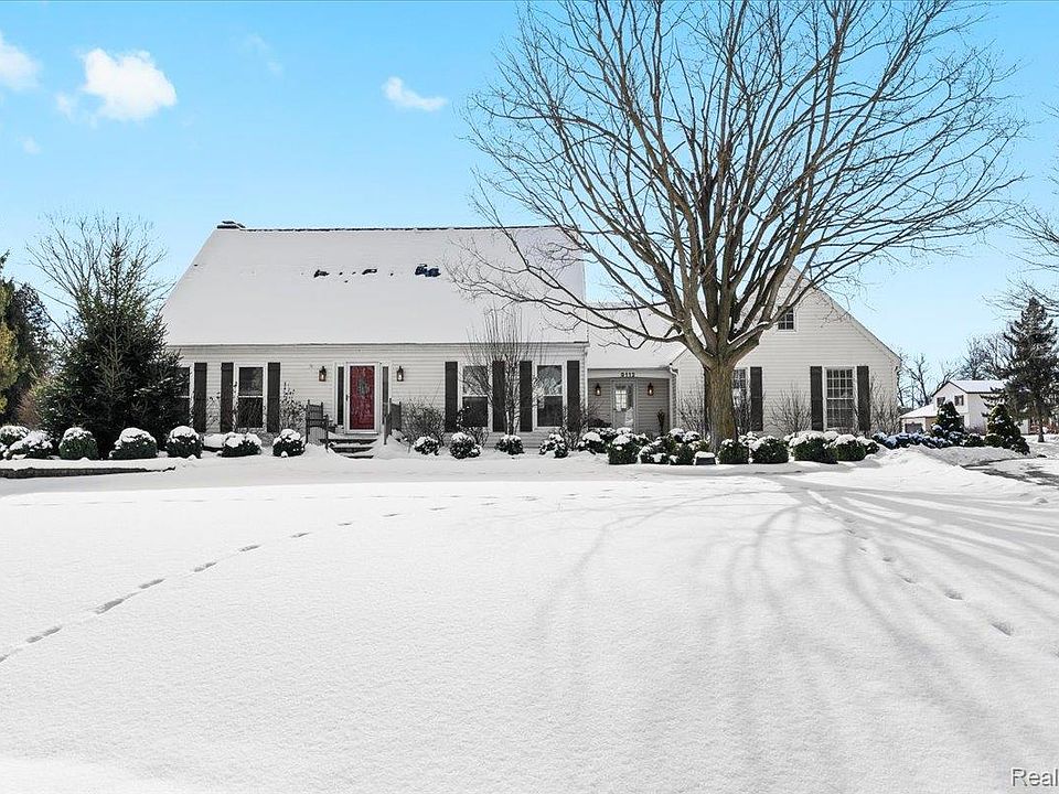 1st image of 9112 Meadowdale Dr