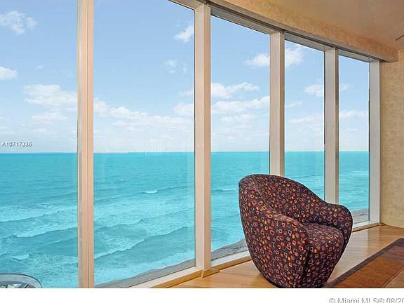 4th image of 18911 Collins Ave APT 1401