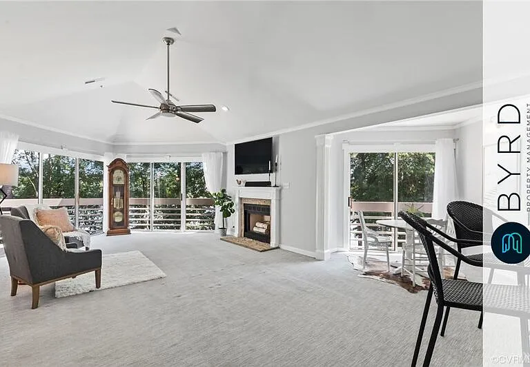 206 Water Pointe Ct — Photo 8