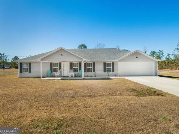 36 Hawks Landing Ct, Waynesville, GA 31566
