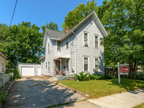 912 Osborne St, Kalamazoo, MI 49001
