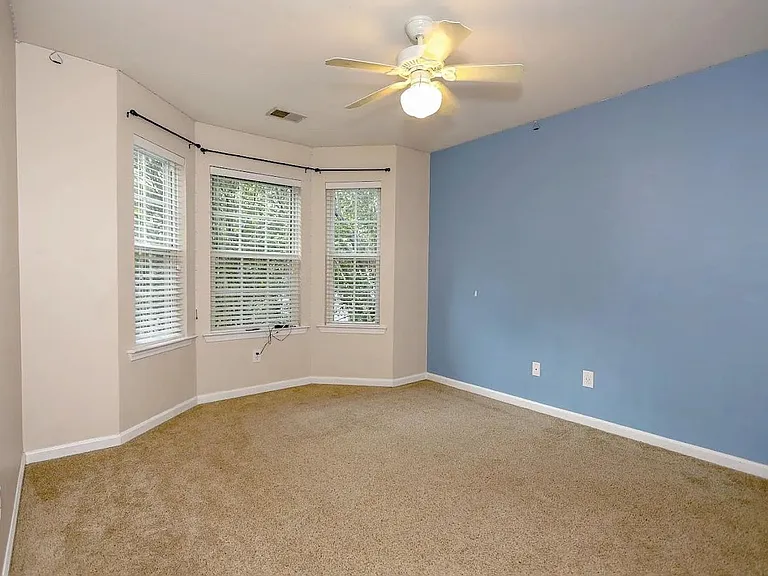7 Back Bay Ct — Photo 14