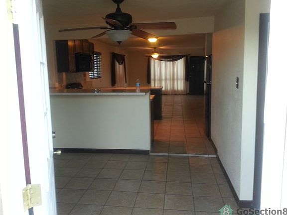 3rd image of 5728 Hemmingway Dr