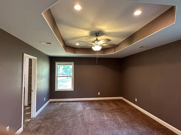 335 Lyle Curtis Cir — Photo 38