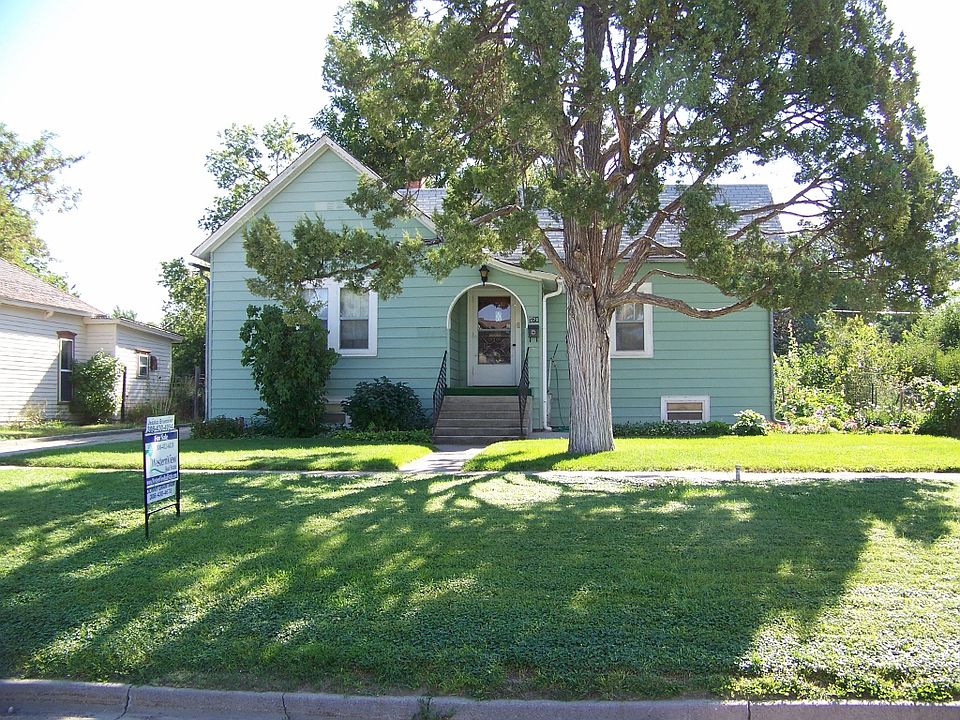 1st image of 528 Shelton St