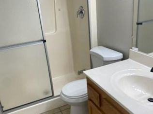 1121 S Mary St, Eustis, FL 32726