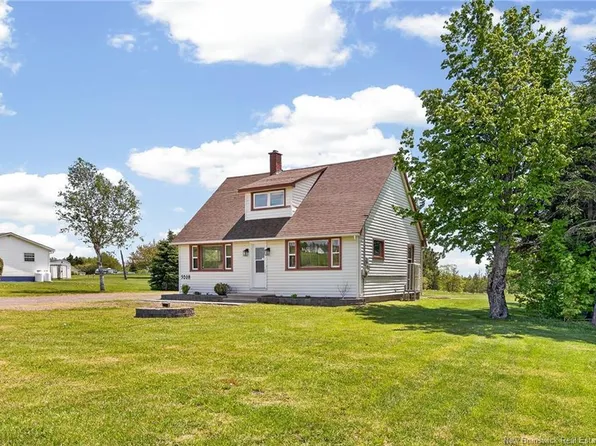 3208 Mountain Rd, Moncton, NB E1G 2W8
