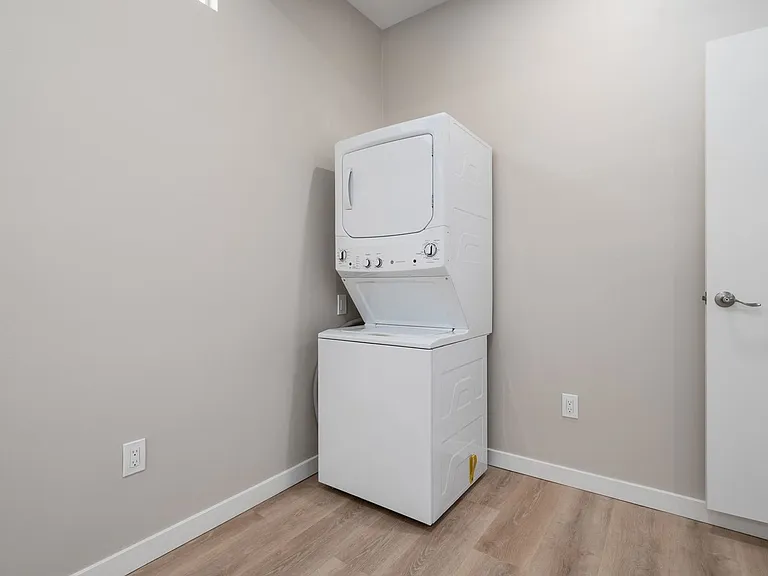 240 Spring Street — Photo 6