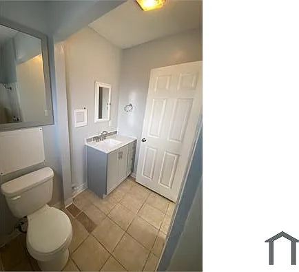 8417 S San Pedro St — Photo 9