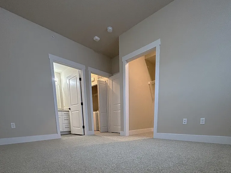 1080SQFT Unit Master Bedroom