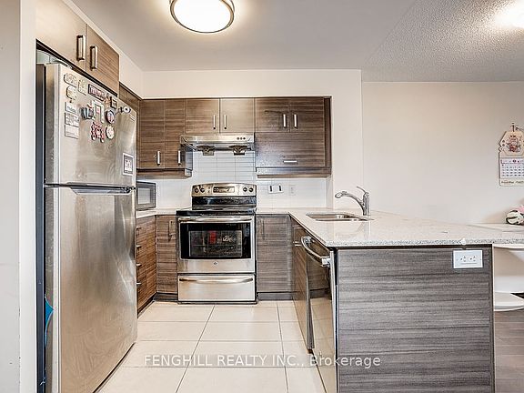 3rd image of 1 Uptown Dr #2010