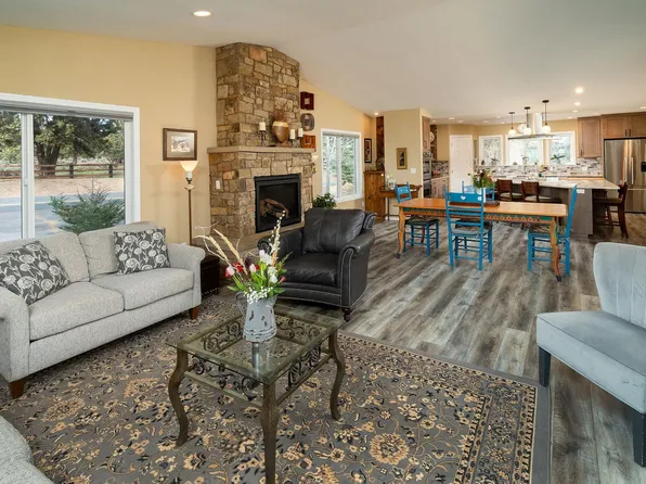 19189 Dayton Rd, Bend, OR 97703