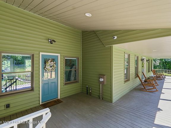 4th image of 68 Burleigh Road