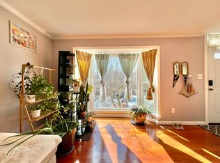 6008 Rockton Ct, Centreville, VA 20121