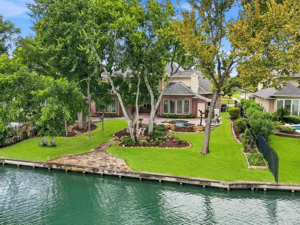 40 Palm Blvd, Missouri City, TX 77459