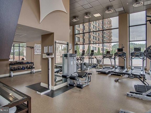 3rd image of 2451 Midtown Ave APT 1308
