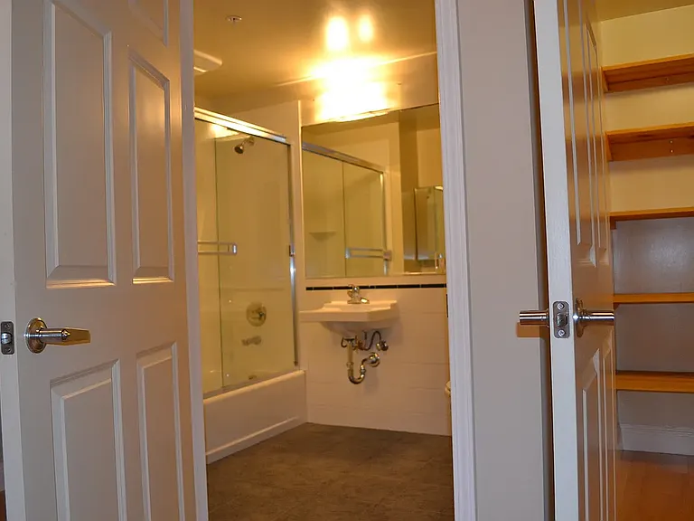 1738 Haight St #202 — Photo 30