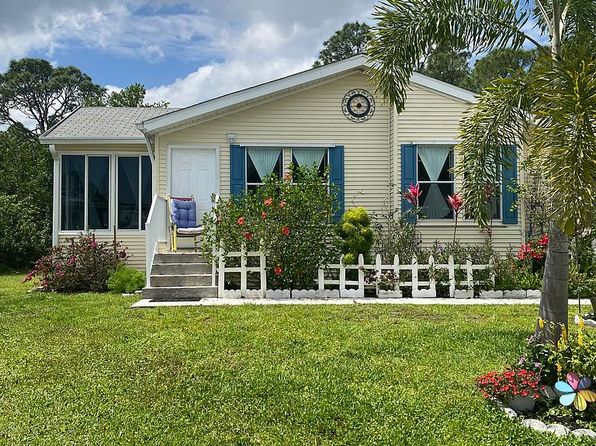 1148 Friendship Dr