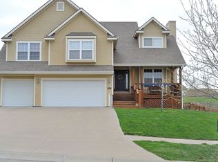 3811 Churchill Ct, Saint Joseph, MO 64506