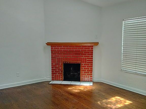 Living Room & Skylights