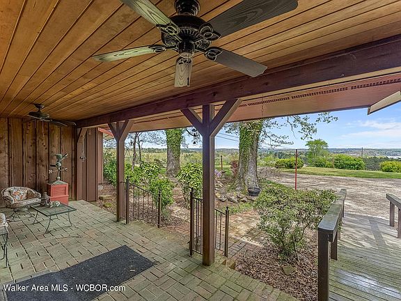 Image 5: Covered Porch