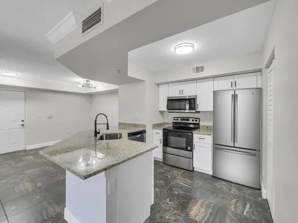3606 NW Adriatic Ln, Jensen Beach, FL