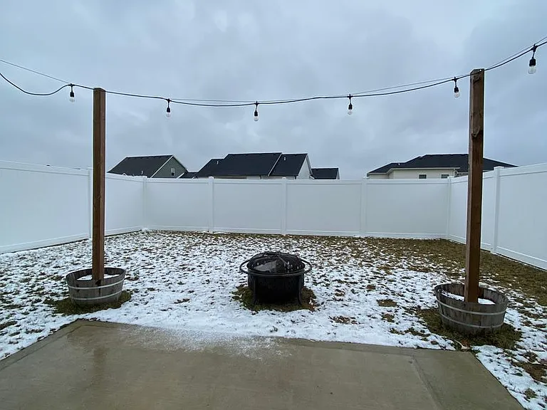 3957 Gussie Ct — Photo 33