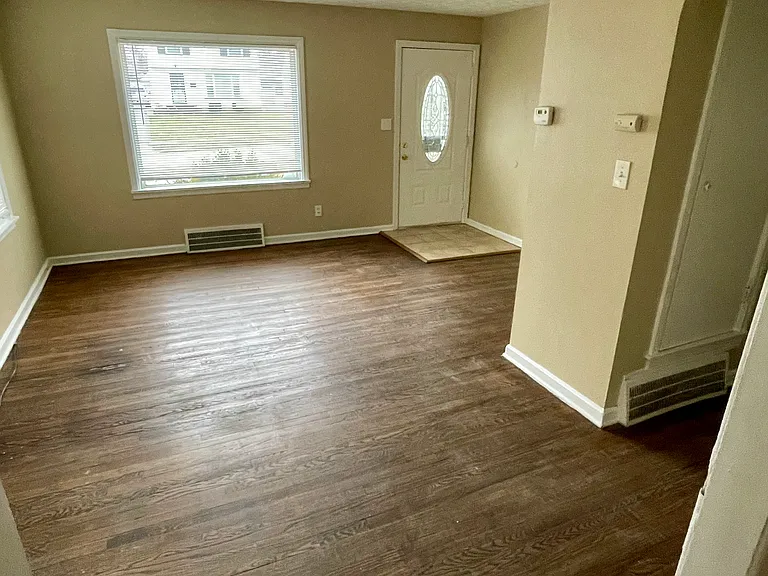5333 Hollywood Ave — Photo 8