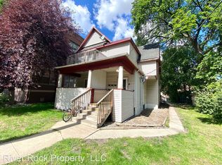 911 2nd Ave S APT 4, Fargo, ND 58103