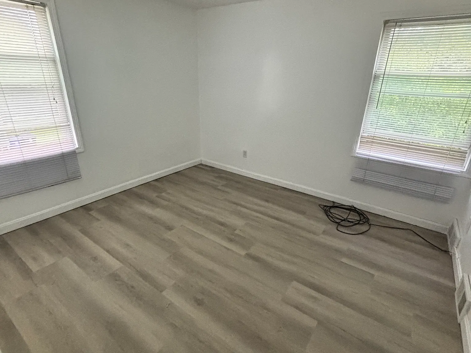 2 bed, 950 sqft, $1,250 — Photo 4