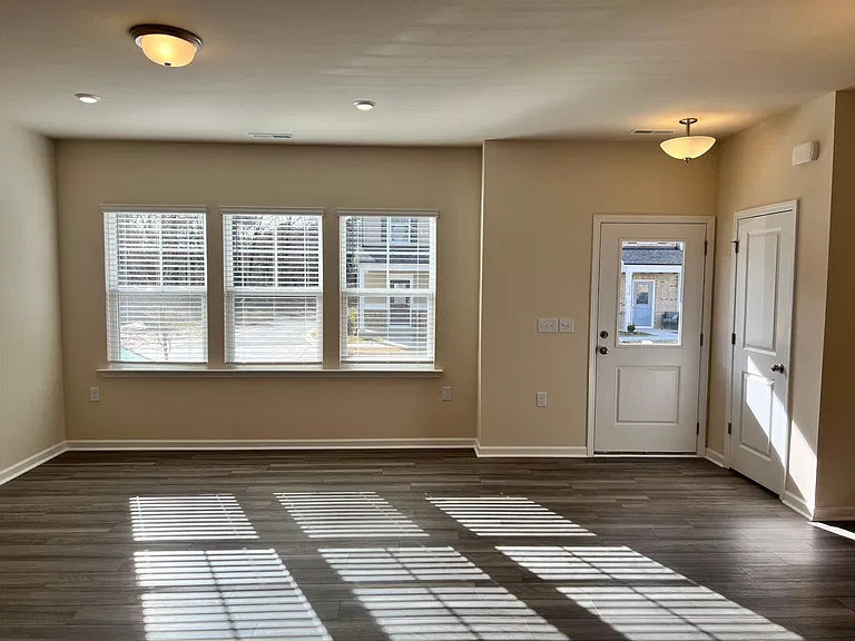 236 Ribbon Rail St — Photo 3
