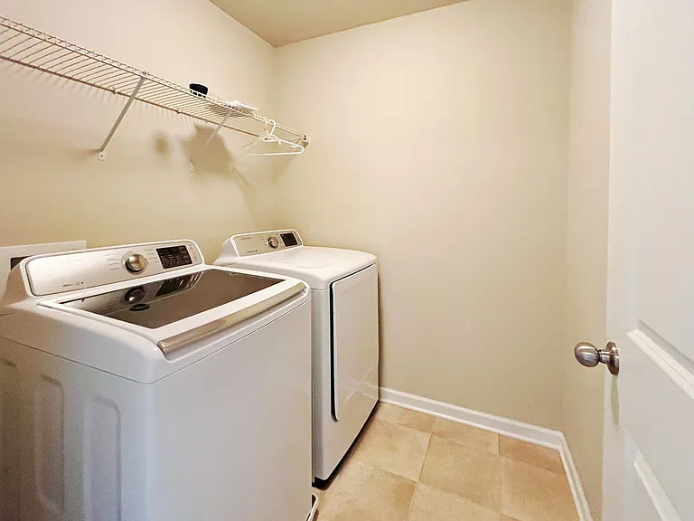 330 Holdings Dr — Photo 23