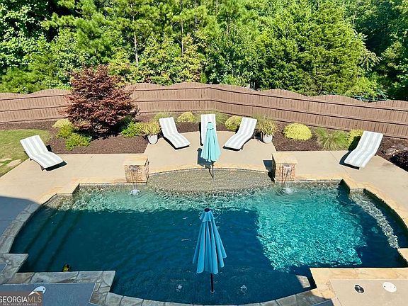 4th image of 41 Lake Sydney Dr