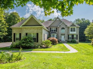 447 Transylvania Rd, Woodbury, CT 06798