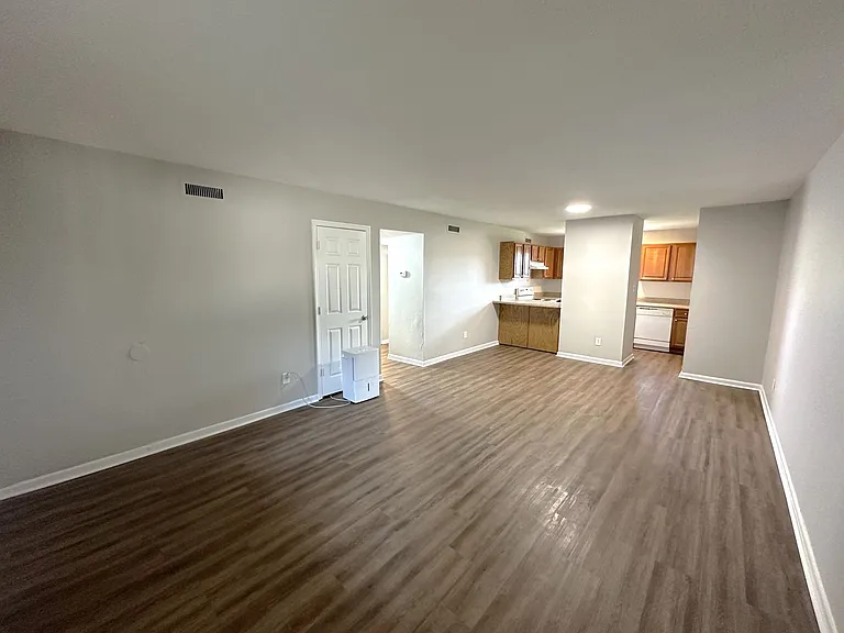 448 Belmont Rd #3 — Photo 5