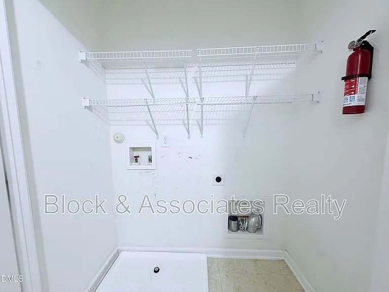 536 Gooseberry Dr — Photo 16