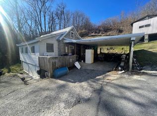 175 Toledo St, Bluefield, VA 24605