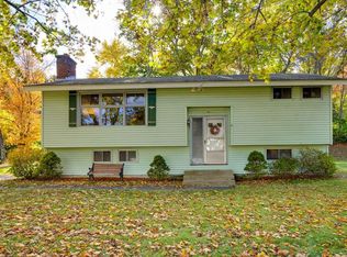 49 Causeway St, Hudson, MA 01749