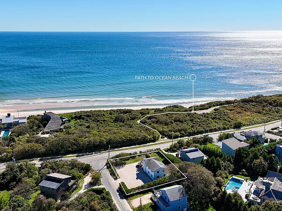 627 Old Montauk Hwy