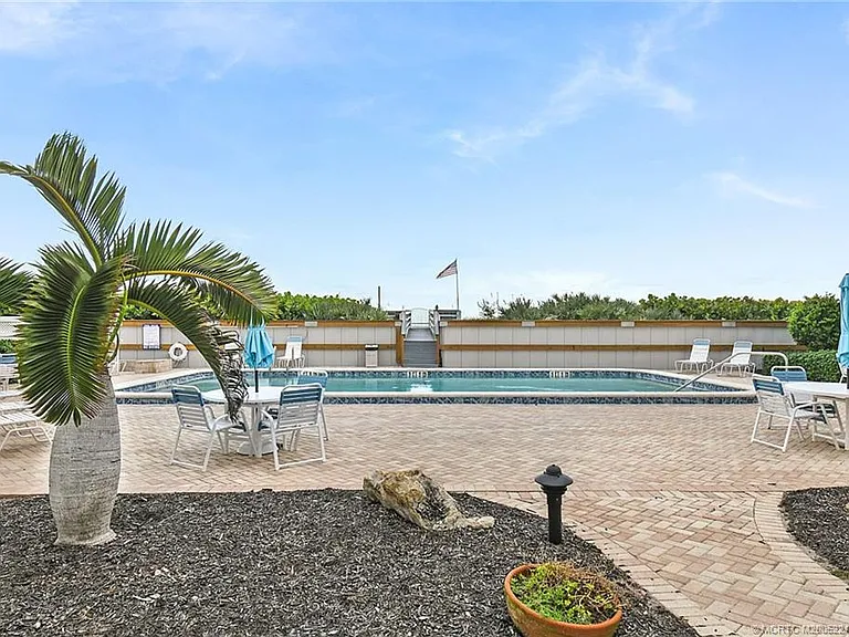 2375 NE Ocean Blvd #E402 — Photo 41