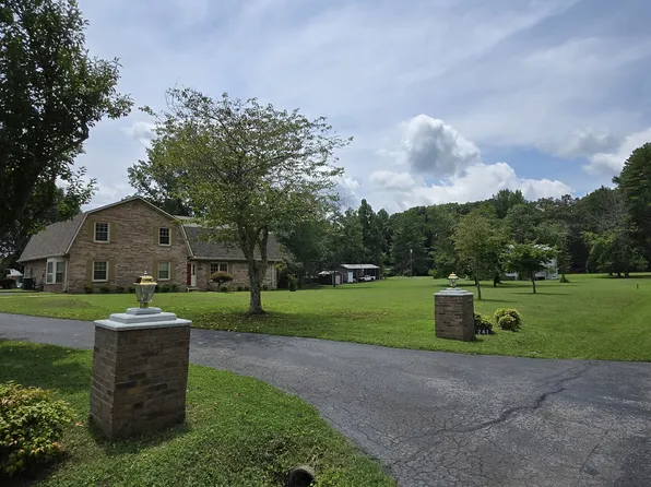 241 Camille St, Manchester, TN 37355