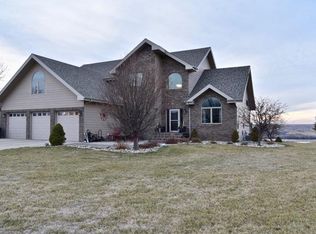 20459 Sunset Ridge Pl, Pierre, SD 57501