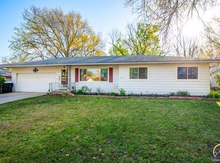 1736 SW Cheyenne Rd, Topeka, KS 66604