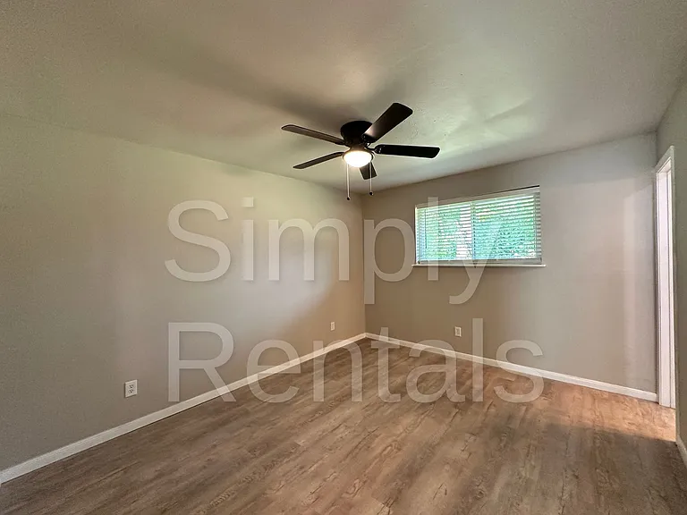 6716 Flamingo Rd — Photo 18