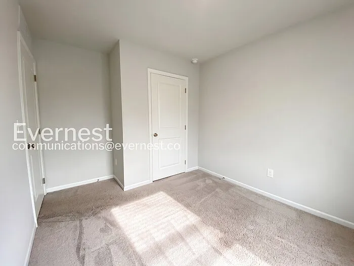 4107 Olive St — Photo 14