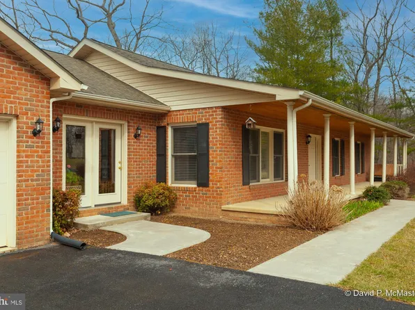 312 Carmel Rd, Hedgesville, WV 25427