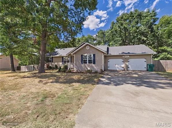 15455 Top Dr, Saint Robert, MO 65584