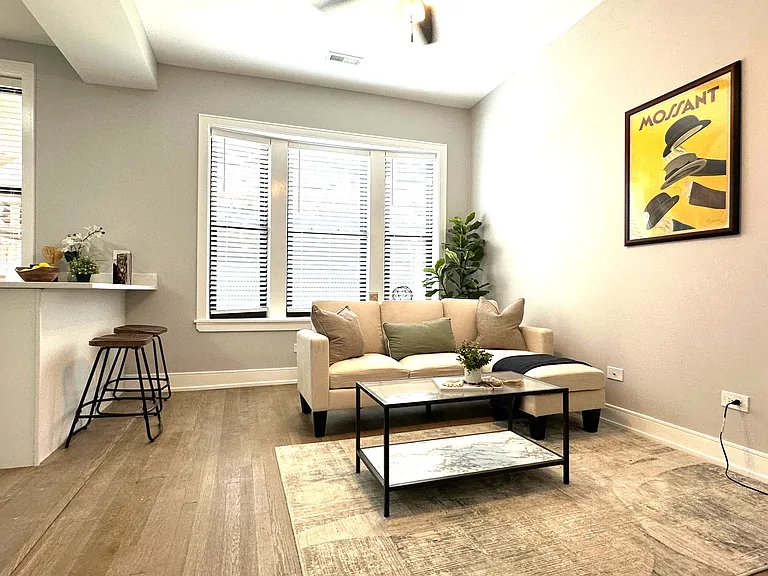 3836 N Wilton Ave #1 — Photo 10