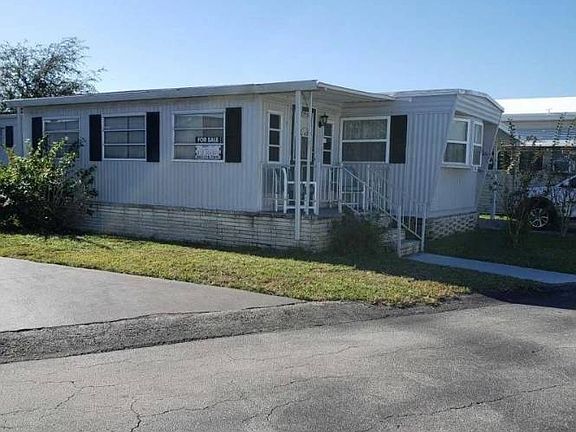 3rd image of 994 Hill Colony Cir #11