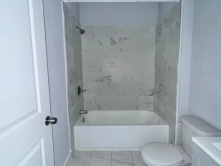 2113 S 15th St #1 — Photo 27